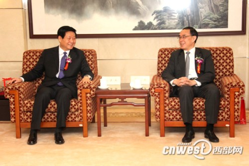 ���ʡί����ӛ��ʡ�L�w�����c�Ї�(li��n)ͨ������(j��ng)��������ͨ����